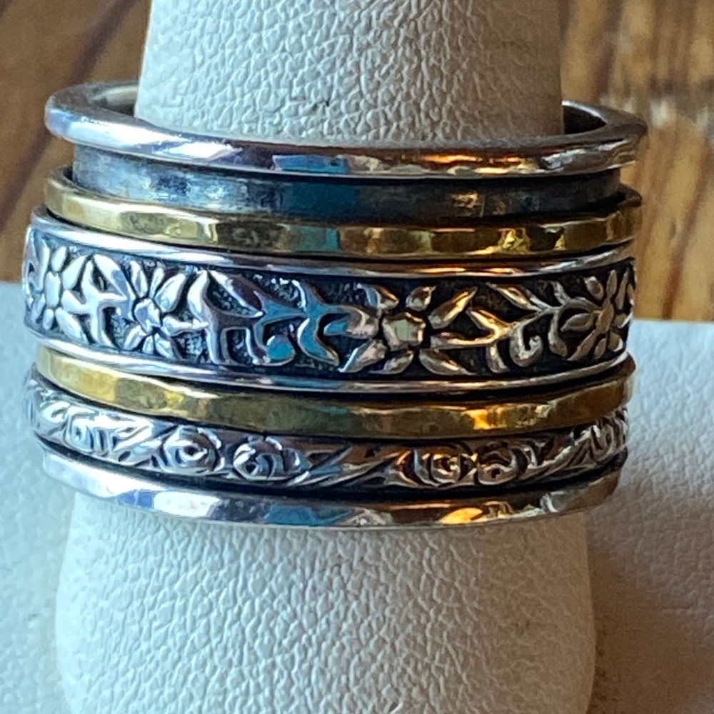 Silpada spin ring